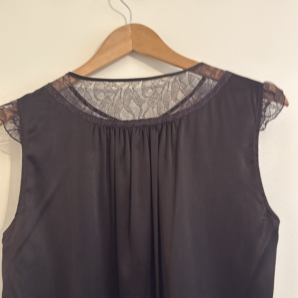 Club Monaco Silk Cap Sleeve Dark Black Brown Lace Top - Picture 4 of 6